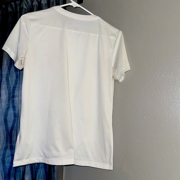 Nike Tee Shirt - Picture 2 of 2